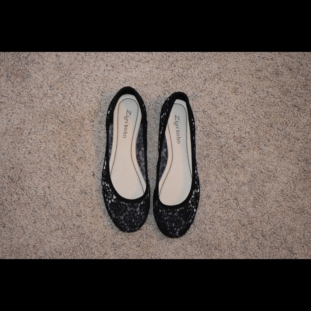 EUC Zigi Soho Hypnotize Black Flats